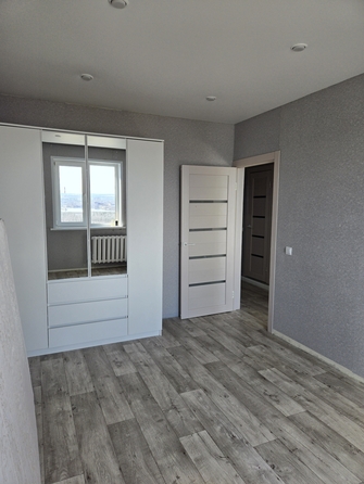 
  Продам 3-комн. квартиру, 65 м², Ульяновский пр-кт, д. 14
. Фото 8.