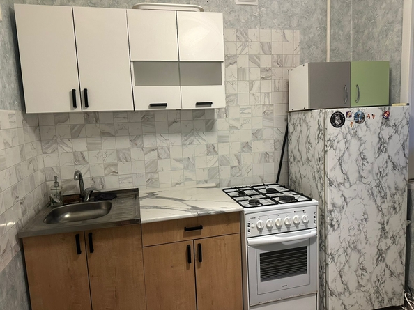 
  Сдам 1-комн. квартиру, 32 м², Высотная ул, д. 21в
. Фото 2.