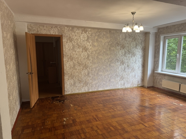 
  Продается 3-комн. квартира, 76 м², Семафорная ул, д. 251
. Фото 2.