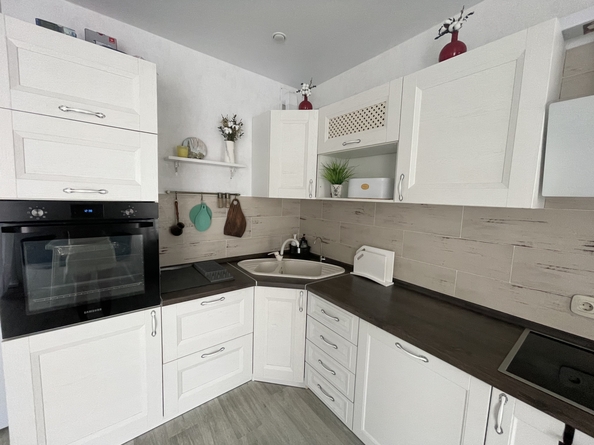 
  Продам 2-комн. квартиру, 49.63 м², Кедровая ул, д. 5а
. Фото 5.