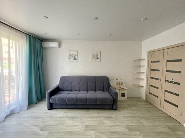 
  Продам 2-комн. квартиру, 49.63 м², Кедровая ул, д. 5а
. Фото 8.