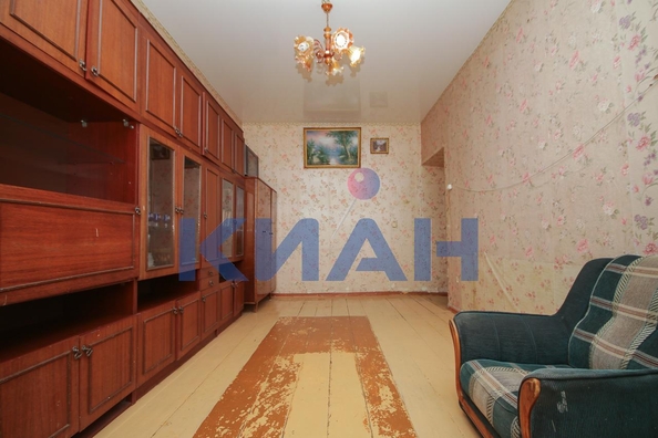
  Продам 3-комн. квартиру, 80 м², Малиновского ул, д. 8
. Фото 12.