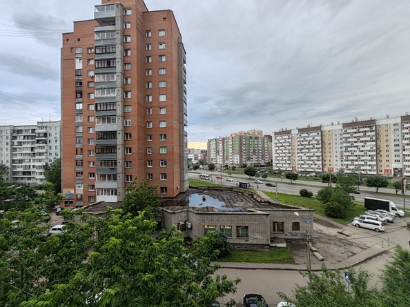 
  Продам 1-комн. квартиру, 30 м², 9 Мая ул, д. 27
. Фото 3.