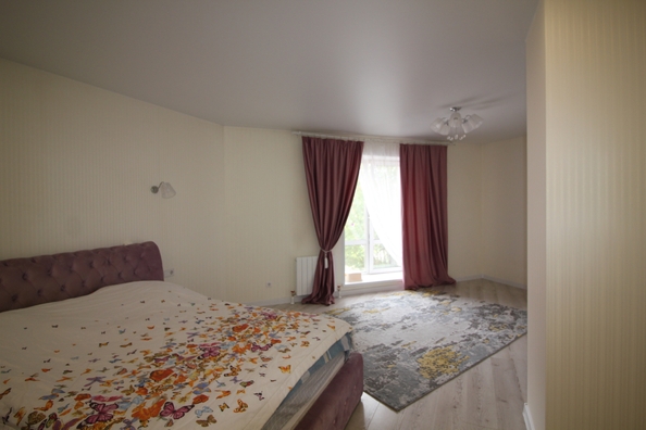 
  Продается 4-комн. квартира, 264.9 м², Посадская ул, д. 10
. Фото 8.