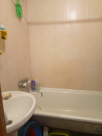 
  Сдам 1-комн. квартиру, 42 м², Судостроительная ул, д. 159
. Фото 5.