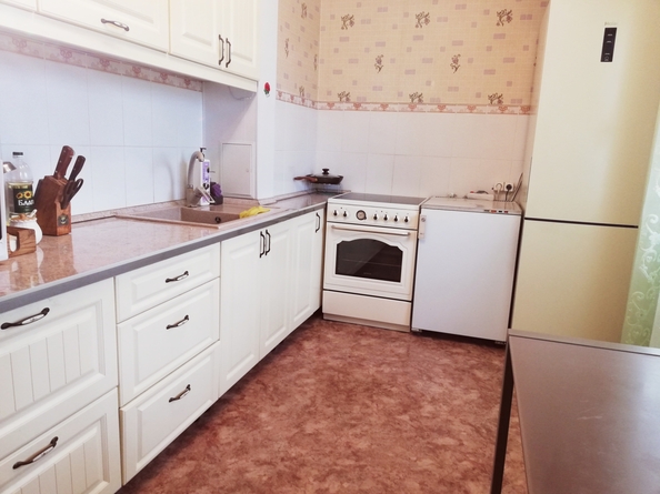 
  Продам 4-комн. квартиру, 82 м², 40 лет Победы ул, д. 33
. Фото 6.