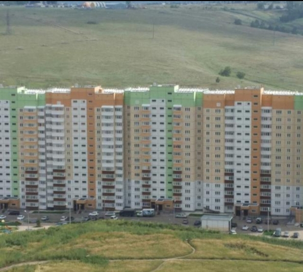 
  Продам 4-комн. квартиру, 82 м², 40 лет Победы ул, д. 33
. Фото 20.