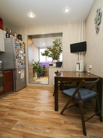 
  Продам 2-комн. квартиру, 52 м², Судостроительная ул, д. 159
. Фото 4.
