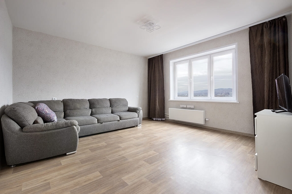 
  Сдается 2-комн. квартира, 62 м², Дубровинского ул, д. 110Б
. Фото 4.