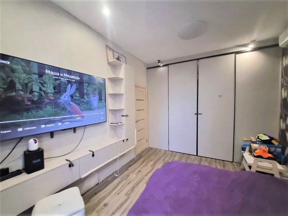 
  Продам 1-комн. квартиру, 36.4 м², Свердловская ул, д. 61
. Фото 2.
