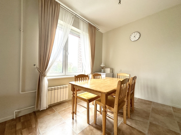 
  Продается 3-комн. квартира, 130 м², Киренского ул, д. 83
. Фото 9.