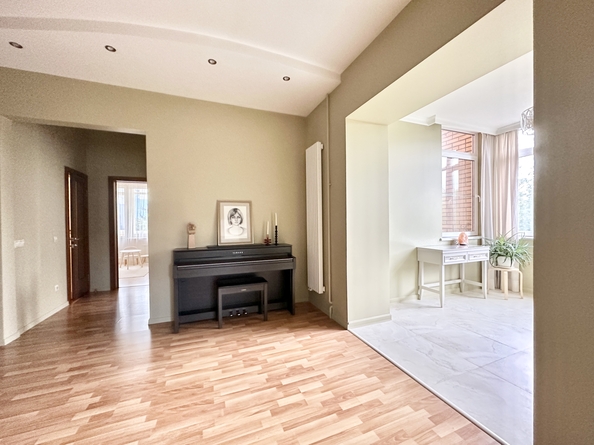 
  Продается 3-комн. квартира, 130 м², Киренского ул, д. 83
. Фото 20.