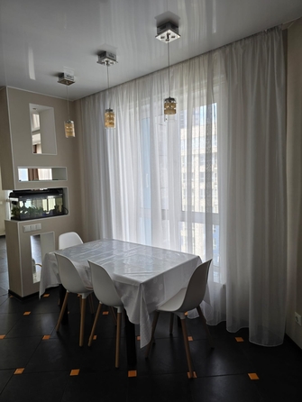 
  Сдается 3-комн. квартира, 100 м², Авиаторов ул, д. 41
. Фото 8.