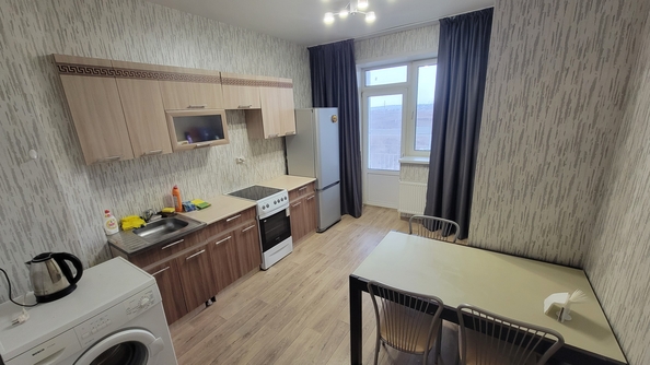 
  Сдам 1-комн. квартиру 46 м². Фото 2.