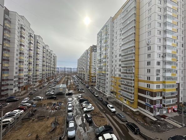 
  Продам 3-комн. квартиру 65.5 м², в ЖК Иннокентьевский, 3 мкр дом 6. Фото 22.