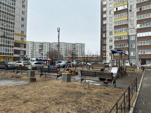 
  Продам 3-комн. квартиру 65.5 м², в ЖК Иннокентьевский, 3 мкр дом 6. Фото 32.