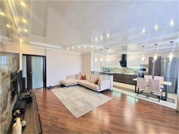 
  Продам 3-комн. квартиру 142 м². Фото 6.
