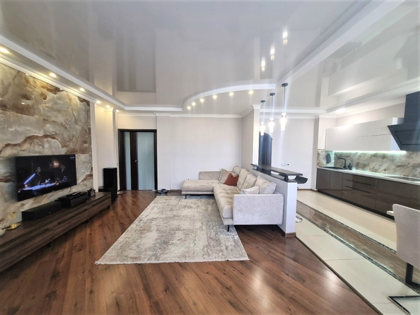 
  Продам 3-комн. квартиру 142 м². Фото 9.