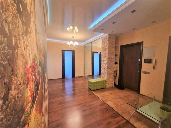 
  Продам 3-комн. квартиру 142 м². Фото 28.