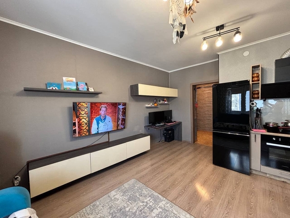 
  Продам 2-комн. квартиру 46.7 м², в ЖК Белые Росы, дом 21. Фото 12.