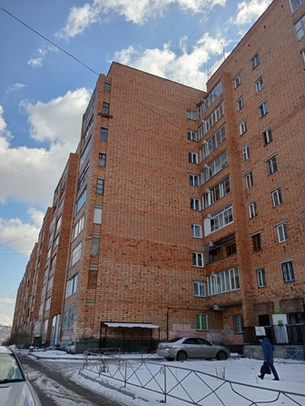 
  Продам 4-комн. квартиру 73 м². Фото 1.