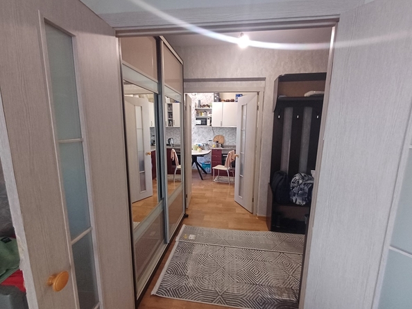 
  Продается 2-комн. квартира 54.9 м², в ЖК Иннокентьевский, 3 микрорайон дом 5. Фото 9.
