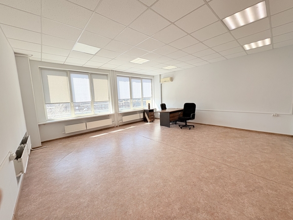 
  Сдается офис 36.9 м². Фото 1.