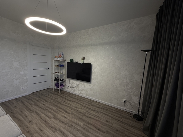 
  Продам 3-комн. квартиру 82.5 м², в ЖК Южный берег, дом 18. Фото 13.