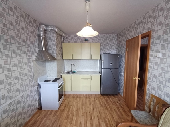 
  Сдам посуточно 1-комн. квартиру 38.5 м². Фото 3.