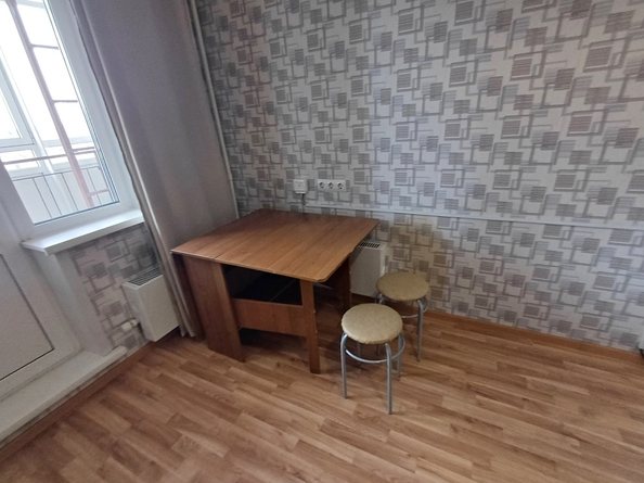 
  Сдам посуточно 1-комн. квартиру 38.5 м². Фото 5.