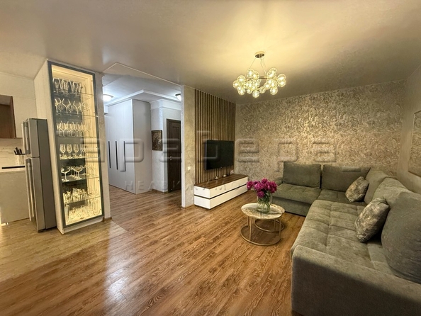 
  Продается 3-комн. квартира 76.7 м², в ЖК Южный берег, дом 5. Фото 4.