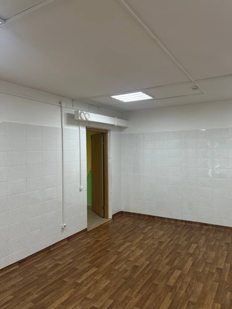 
  Продам универсальное помещение 116 м², в ЖК Зеленый городок, дом 8. Фото 10.