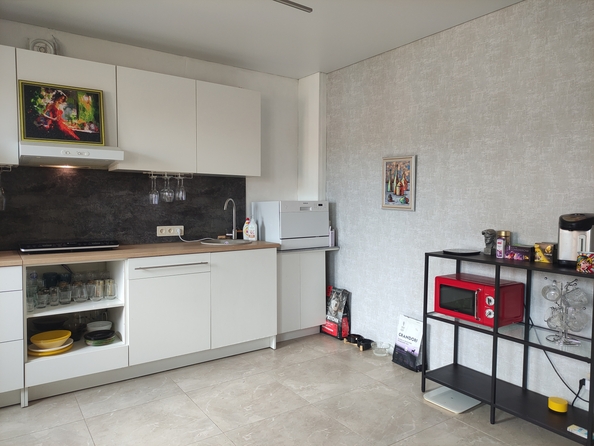 
  Продам 3-комн. квартиру 66.8 м². Фото 21.