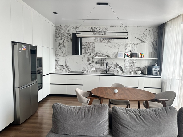 
  Продам 4-комн. квартира 109 м², в ЖК Новый Академ, дом 7. Фото 4.
