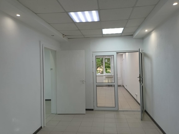 
  Сдается офис 82.7 м². Фото 2.