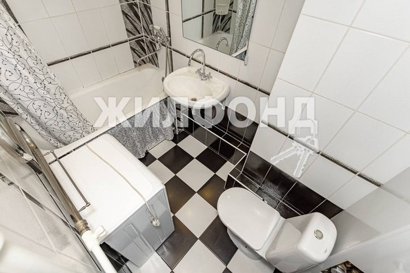 
   Продам 2-комнатную, 60.9 м², Сергея Ускова ул, 8

. Фото 14.
