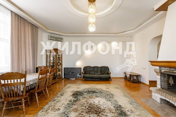 
   Продам 3-комнатную, 179.8 м², Партизанская ул, 83

. Фото 5.