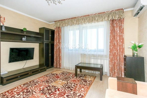
   Продам 3-комнатную, 70 м², Малахова ул, 85

. Фото 13.
