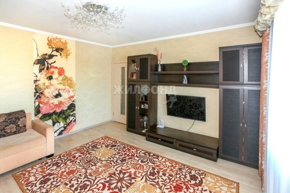 
   Продам 3-комнатную, 70 м², Малахова ул, 85

. Фото 14.