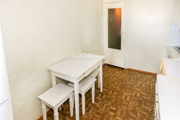 
   Продам 4-комнатную, 72 м², Попова ул, 96

. Фото 11.