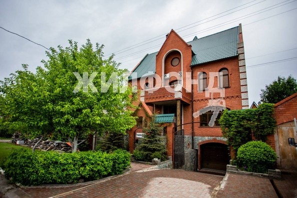 
   Продам дом, 480 м², Барнаул

. Фото 2.