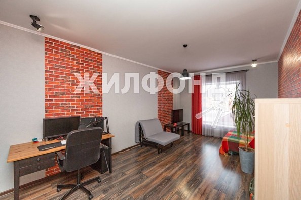 
   Продам дом, 300 м², Барнаул

. Фото 14.