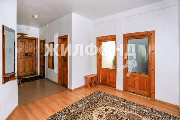 
   Продам дом, 272.2 м², Барнаул

. Фото 3.
