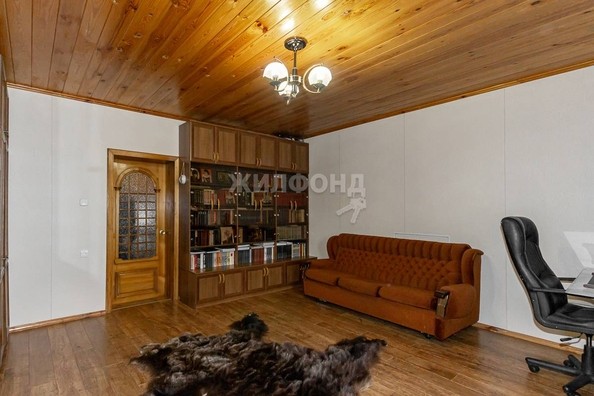 
   Продам дом, 295.9 м², Барнаул

. Фото 7.