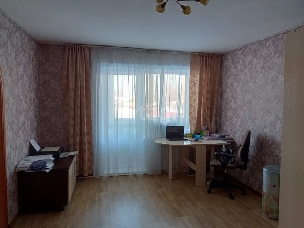 
   Продам 3-комнатную, 61.8 м², Приобская ул, 7

. Фото 8.