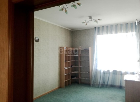 
   Продам 4-комнатную, 200 м², Комсомольский пр-кт, 40

. Фото 12.