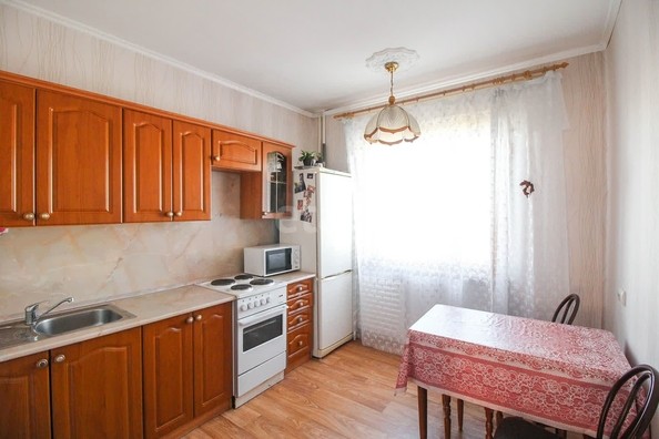 
   Продам 3-комнатную, 70.1 м², Попова ул, 184

. Фото 8.