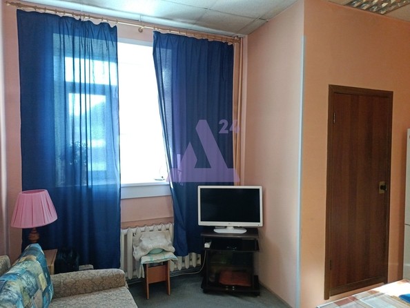 
   Продам 2-комнатную, 40.8 м², Брусилова ул, 8Б

. Фото 16.