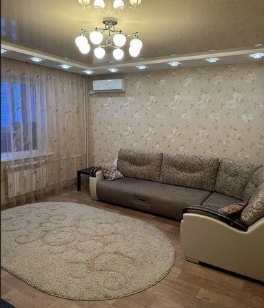 
   Продам 2-комнатную, 63 м², Сергея Семенова ул, 17

. Фото 3.
