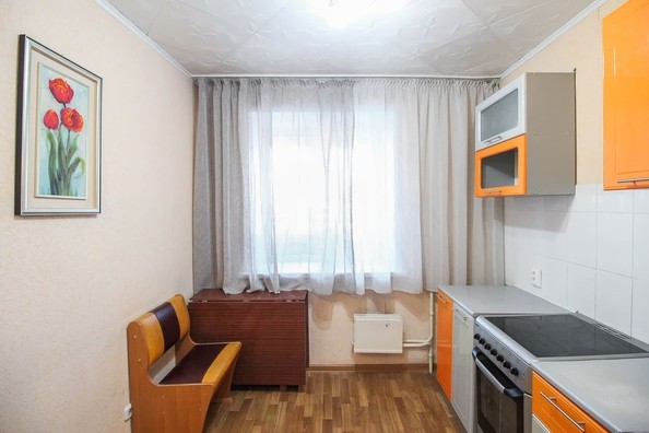 
   Продам 2-комнатную, 52.1 м², Антона Петрова ул, 203

. Фото 2.